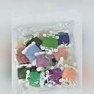 Lot of 26 Embroidery Floss Bobbins – Various Colors – Plastic – Craft Storage